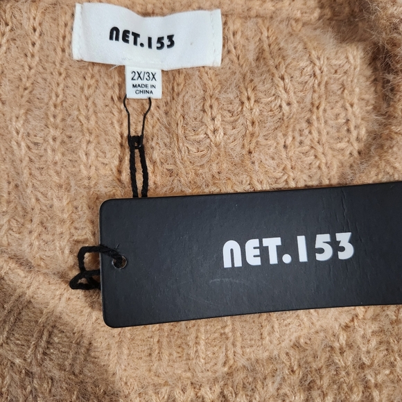 Colorblock Fringe Sweater - Picture 4 of 5